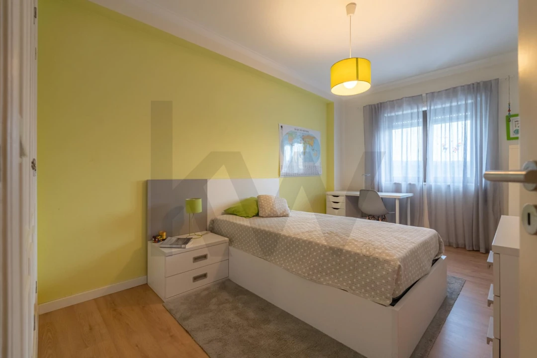 Apartamento T3 para Venda em Sé Nova, Santa Cruz, Almedina e São Bartolomeu Foto 14