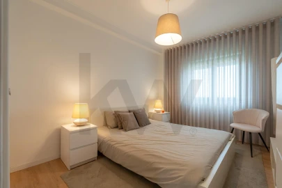 Apartamento T3 para Venda em Sé Nova, Santa Cruz, Almedina e São Bartolomeu