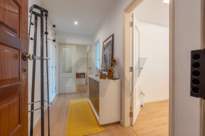 Apartamento T3 para Venda em Sé Nova, Santa Cruz, Almedina e São Bartolomeu