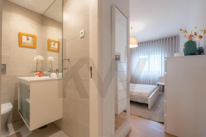 Apartamento T3 para Venda em Sé Nova, Santa Cruz, Almedina e São Bartolomeu