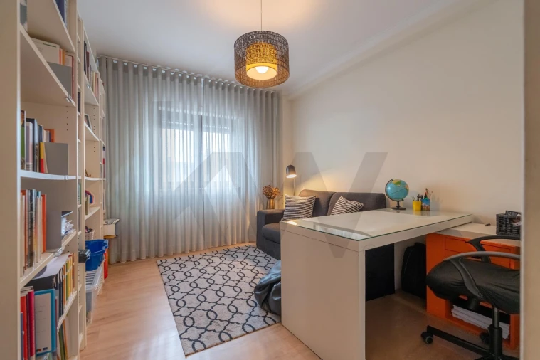 Apartamento T3 para Venda em Sé Nova, Santa Cruz, Almedina e São Bartolomeu Foto 19