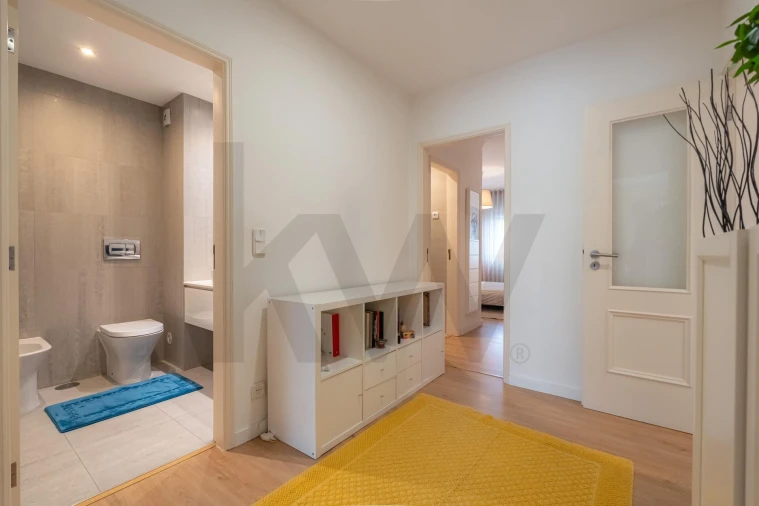 Apartamento T3 para Venda em Sé Nova, Santa Cruz, Almedina e São Bartolomeu Foto 16