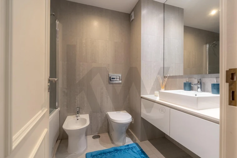 Apartamento T3 para Venda em Sé Nova, Santa Cruz, Almedina e São Bartolomeu Foto 17