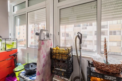 Apartamento T3 para Venda em Laranjeiro e Feijó