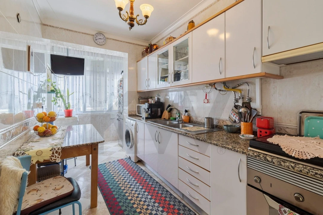 Apartamento T3 para Venda em Laranjeiro e Feijó Foto 8