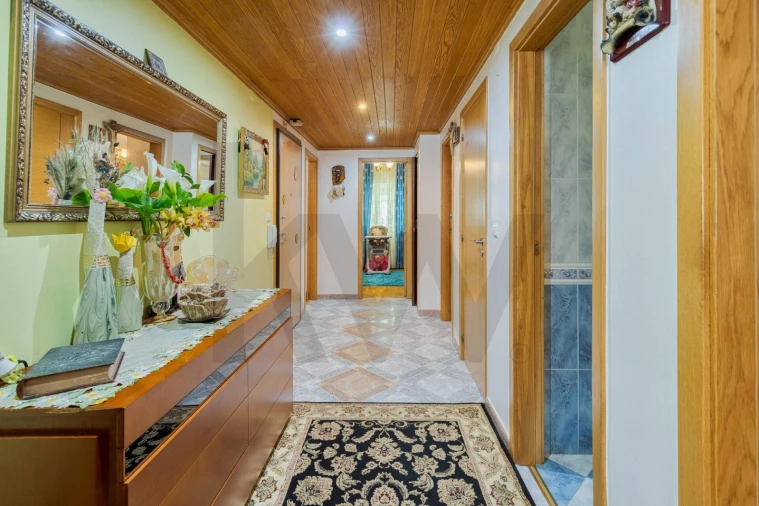 Apartamento T3 para Venda em Laranjeiro e Feijó Foto 3