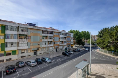 Apartamento T2 para Venda em Rio de Mouro