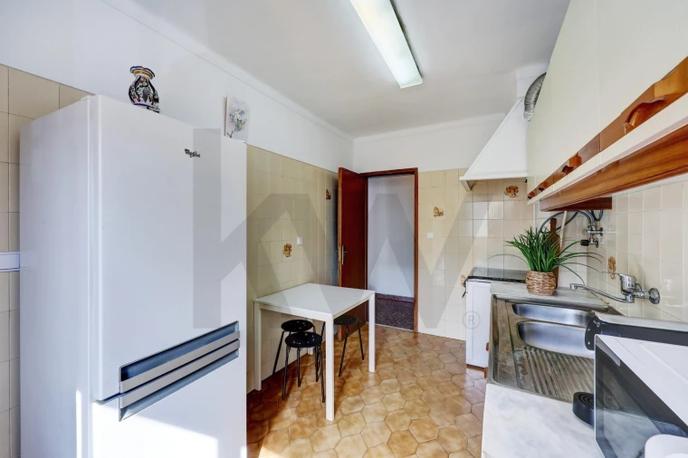 Apartamento T2 para Venda em Rio de Mouro Foto 20