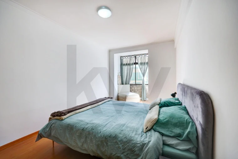 Apartamento T2 para Venda em Rio de Mouro Foto 23