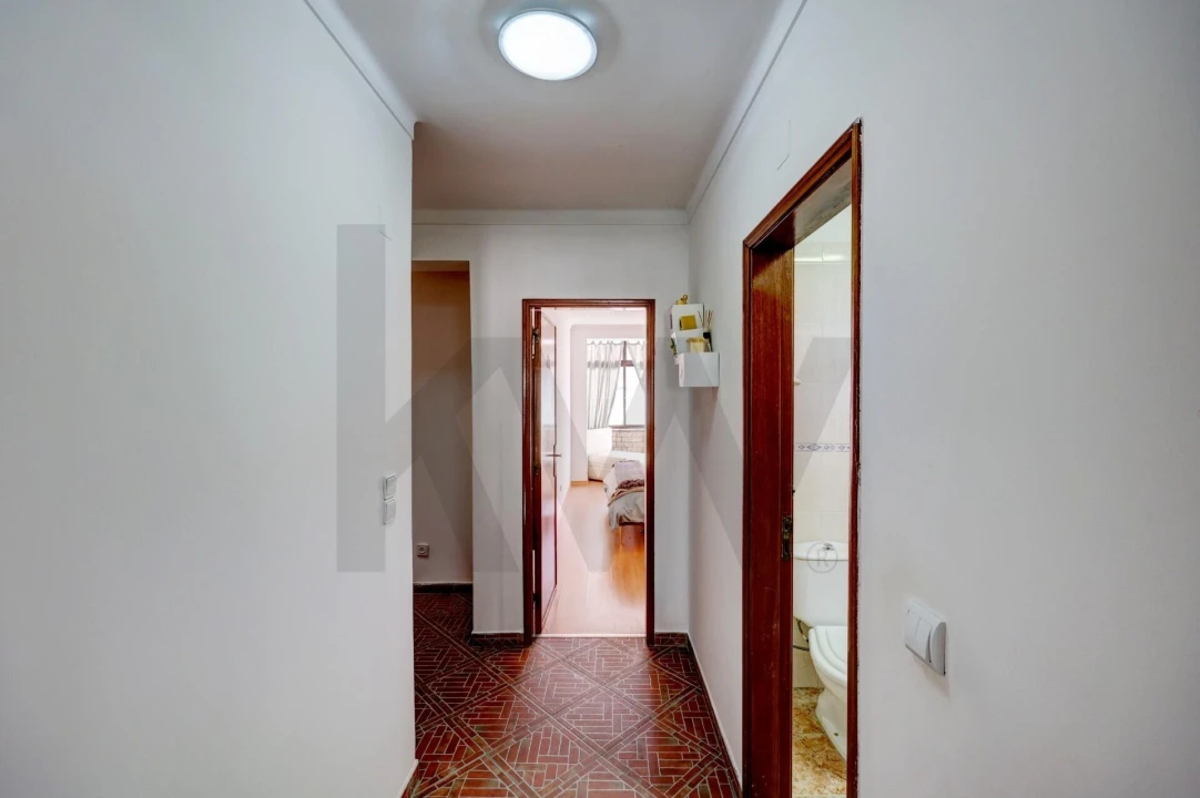 Apartamento T2 para Venda em Rio de Mouro Foto 21