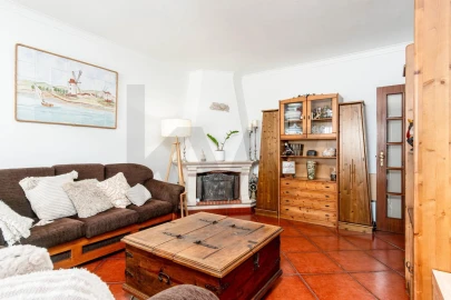 Apartamento T2 para Venda em Baixa da Banheira e Vale da Amoreira