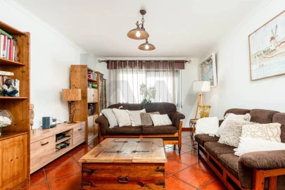 Apartamento T2 para Venda em Baixa da Banheira e Vale da Amoreira