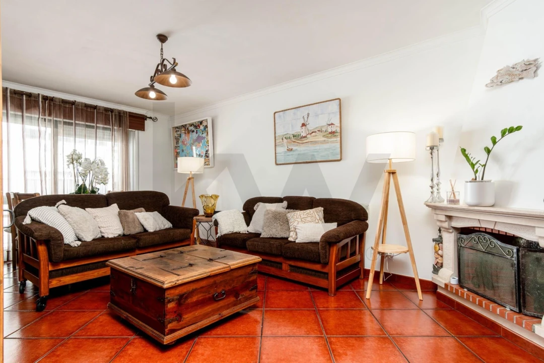 Apartamento T2 para Venda em Baixa da Banheira e Vale da Amoreira Foto 1