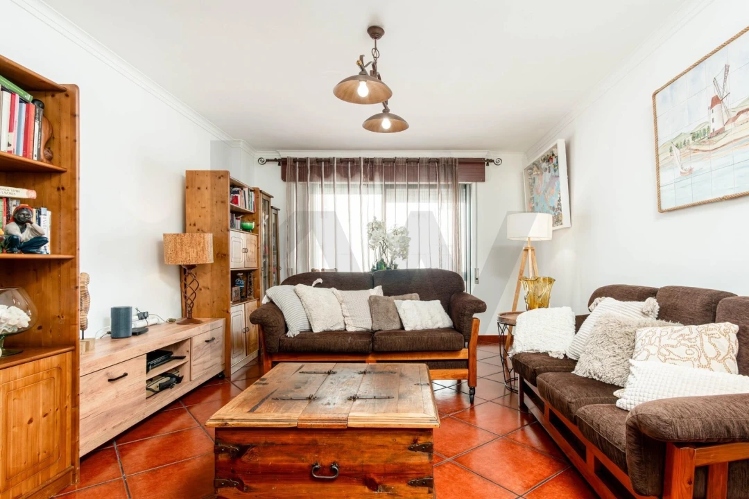 Apartamento T2 para Venda em Baixa da Banheira e Vale da Amoreira Foto 2
