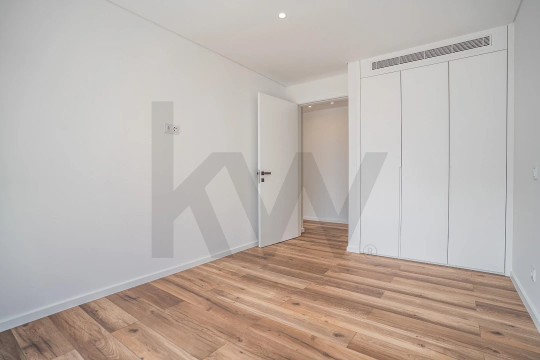 Apartamento T3 para Venda em São Martinho do Porto Foto 17