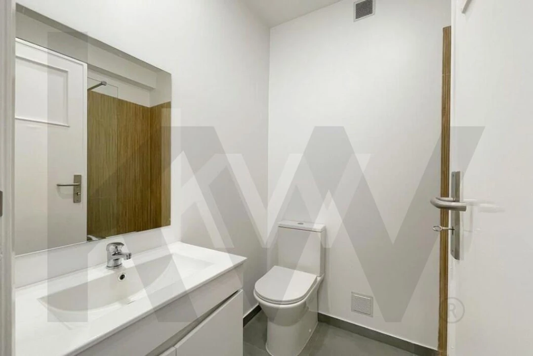 Apartamento T1 para Arrendamento em Algés, Linda-A-Velha e Cruz Quebrada-Dafundo Foto 11