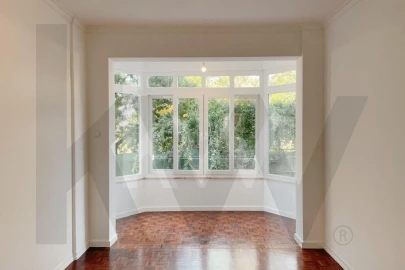 Apartamento T1 para Arrendamento em Algés, Linda-A-Velha e Cruz Quebrada-Dafundo