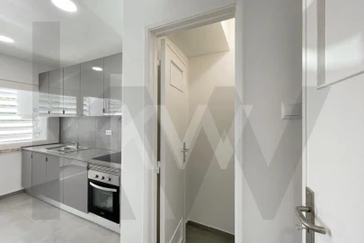 Apartamento T1 para Arrendamento em Algés, Linda-A-Velha e Cruz Quebrada-Dafundo