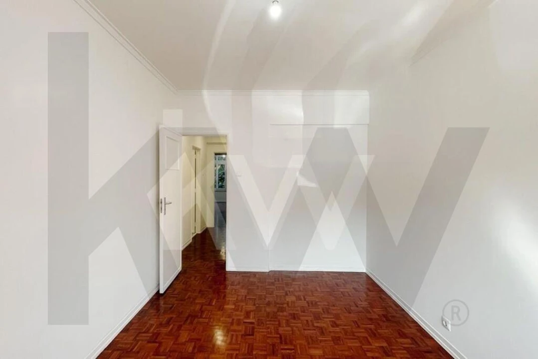 Apartamento T1 para Arrendamento em Algés, Linda-A-Velha e Cruz Quebrada-Dafundo Foto 27