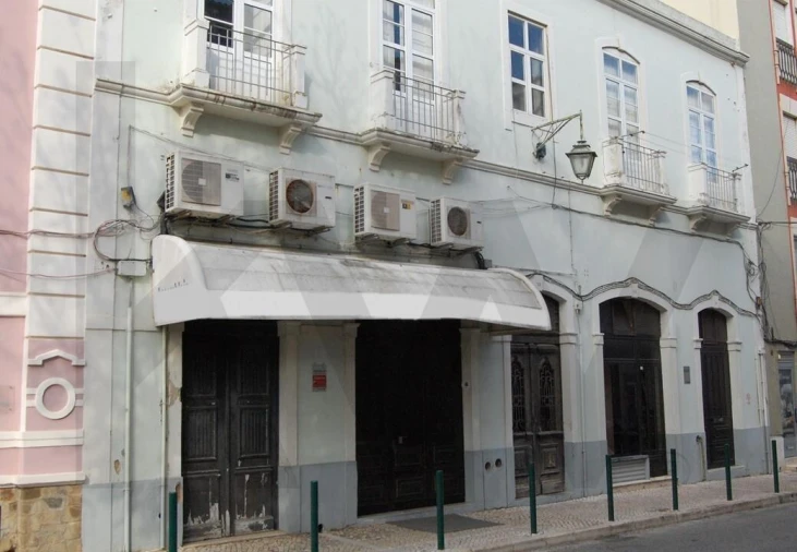 Prédio para Venda em Vila Franca de Xira Foto 4