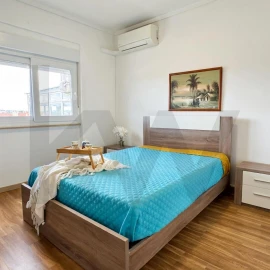 Apartamento T1 para Venda em Almada, Cova da Piedade, Pragal e Cacilhas