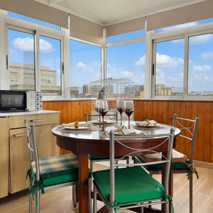 Apartamento T1 para Venda em Almada, Cova da Piedade, Pragal e Cacilhas Foto 2