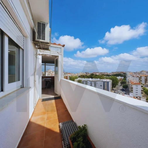 Apartamento T1 para Venda em Almada, Cova da Piedade, Pragal e Cacilhas Foto 15