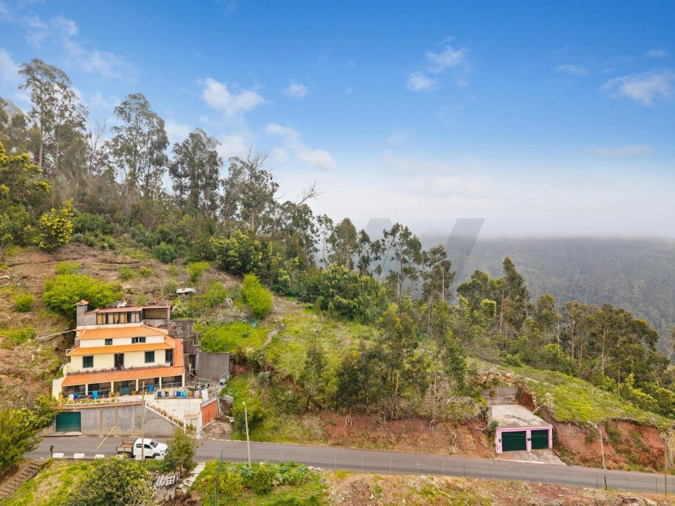 Terreno para Venda em Campanario Foto 2