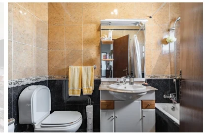 Moradia T4 para Venda em Charneca de Caparica e Sobreda