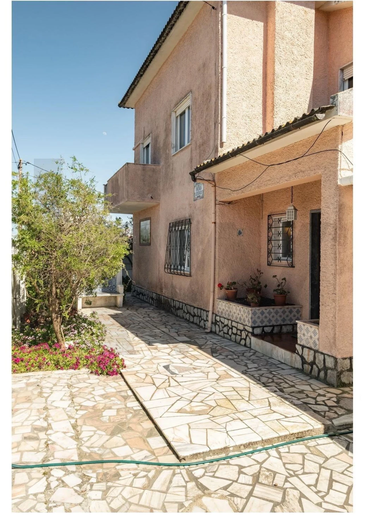 Moradia T4 para Venda em Charneca de Caparica e Sobreda Foto 3