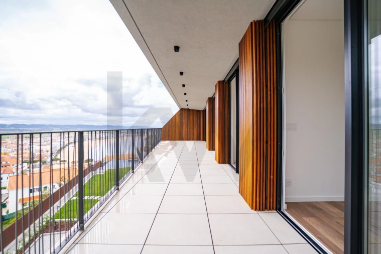 Apartamento T3 para Venda em São Martinho do Porto Foto 15