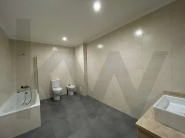 Apartamento T2 para Arrendamento em Belém