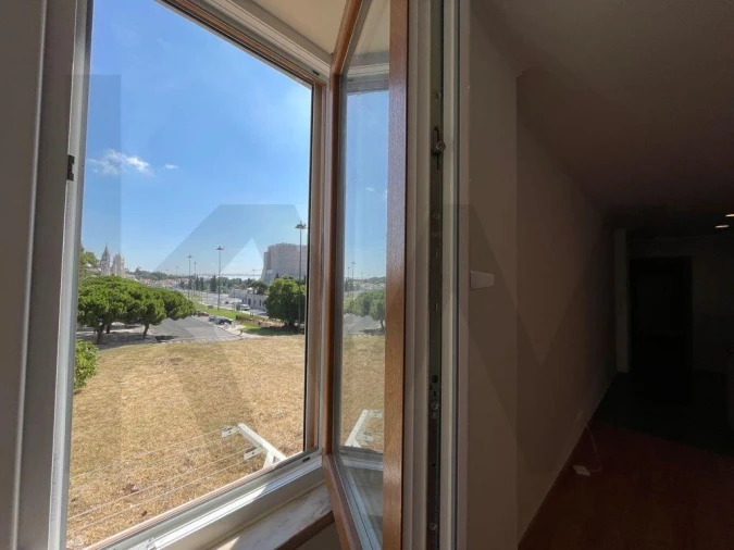 Apartamento T2 para Arrendamento em Belém Foto 22