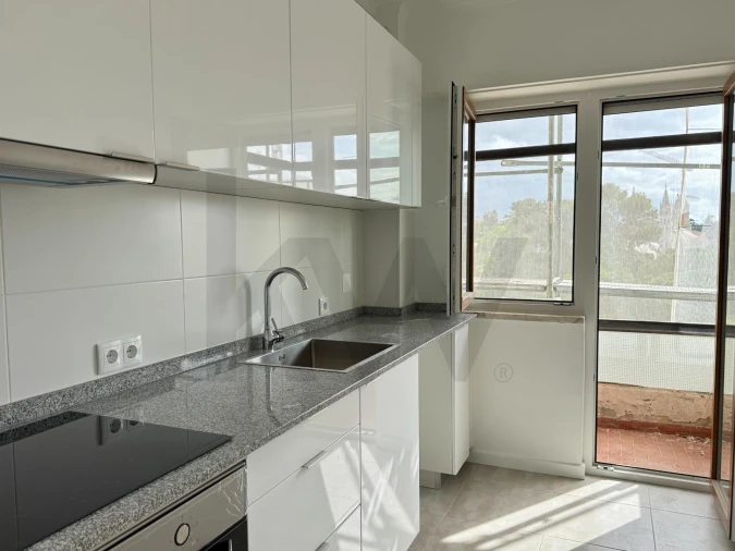 Apartamento T2 para Arrendamento em Belém Foto 21