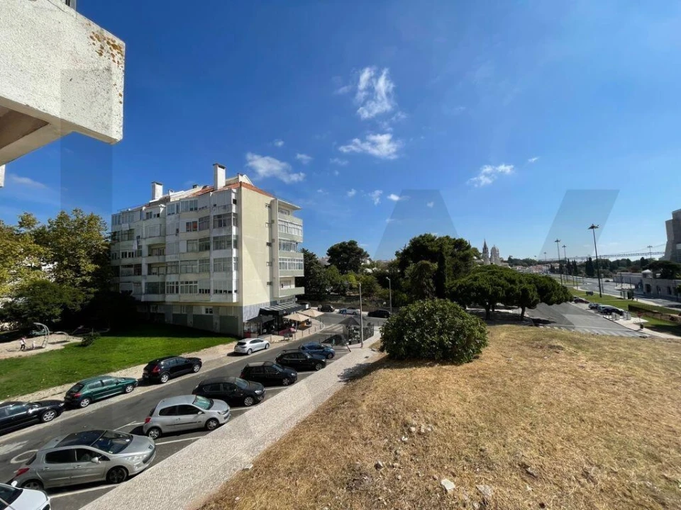 Apartamento T2 para Arrendamento em Belém Foto 24