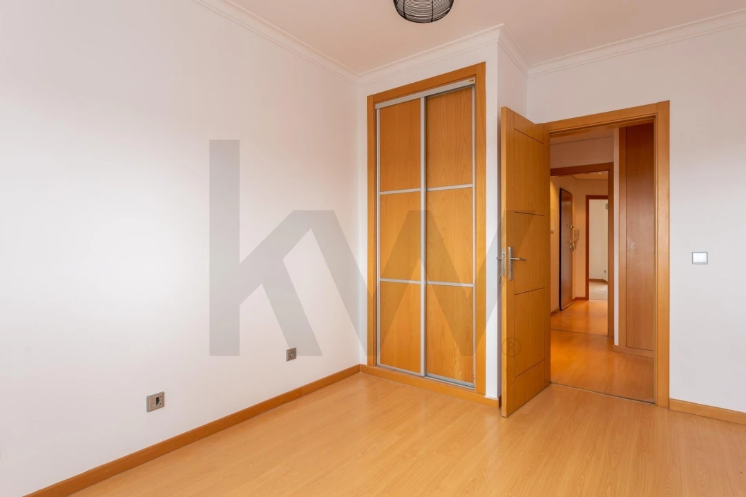 Apartamento T3 para Venda em Corroios Foto 17