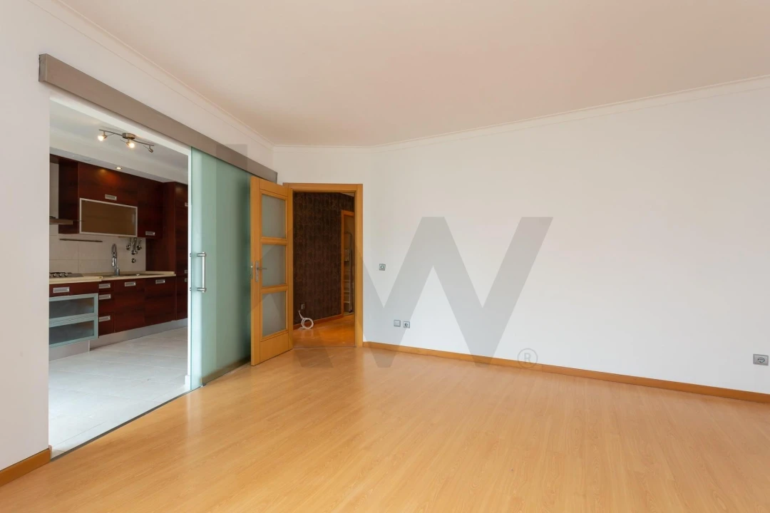 Apartamento T3 para Venda em Corroios Foto 6