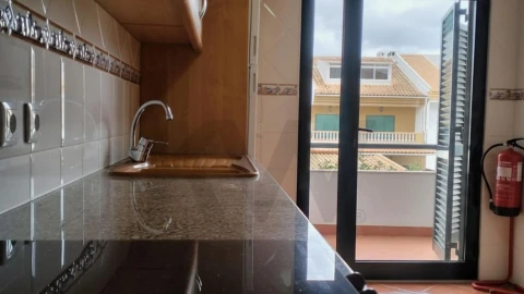 Apartamento T3 para Venda em Albufeira e Olhos de Água