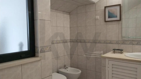 Apartamento T3 para Venda em Albufeira e Olhos de Água