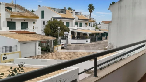 Apartamento T3 para Venda em Albufeira e Olhos de Água