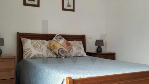 Apartamento T3 para Venda em Albufeira e Olhos de Água