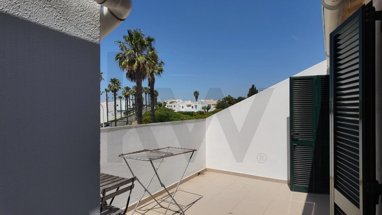 Moradia T4 para Venda em Albufeira e Olhos de Água Foto 26