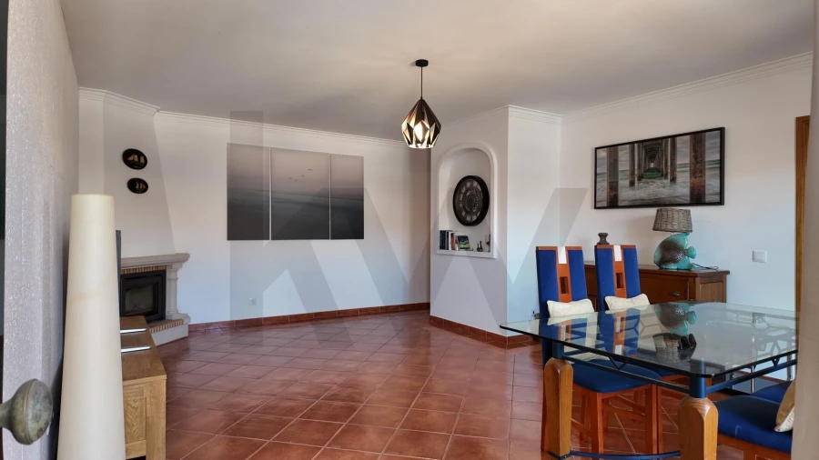 Moradia T4 para Venda em Albufeira e Olhos de Água Foto 3