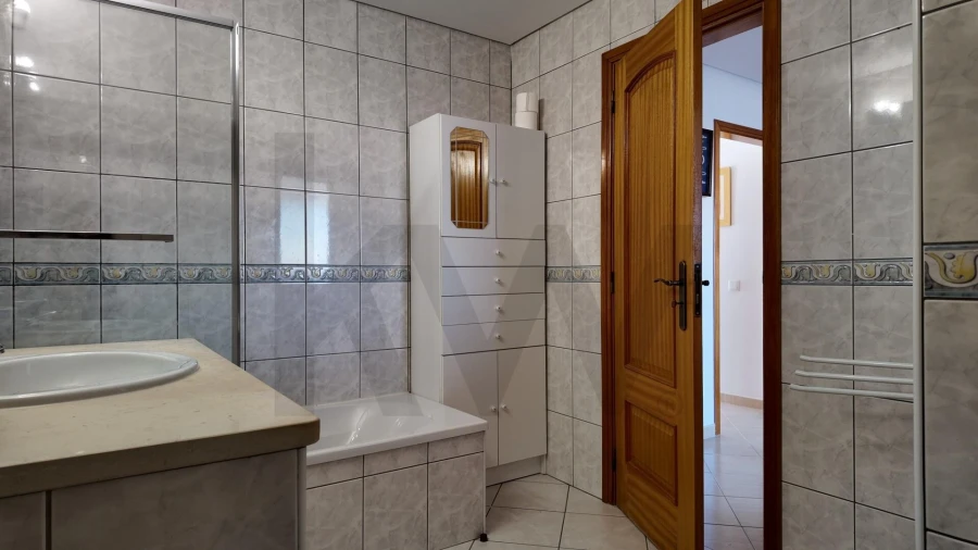 Moradia T4 para Venda em Albufeira e Olhos de Água Foto 33
