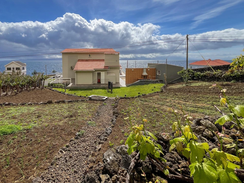 Moradia T3 para Venda em Calheta Foto 27