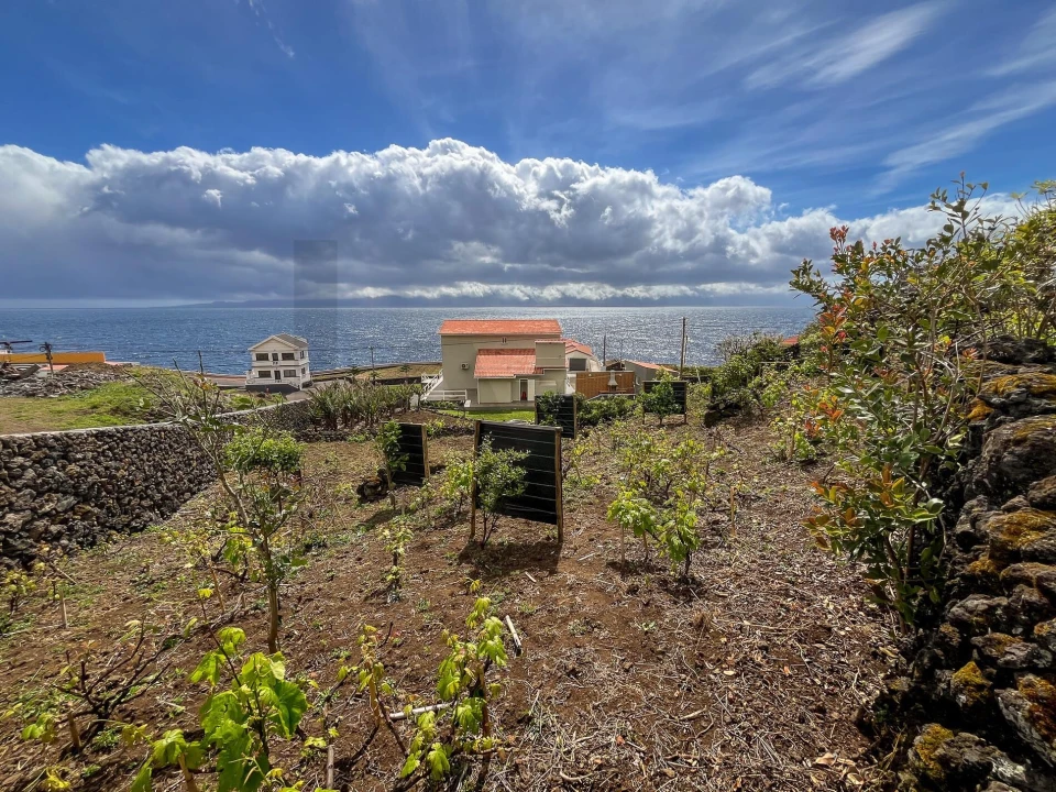 Moradia T3 para Venda em Calheta Foto 26