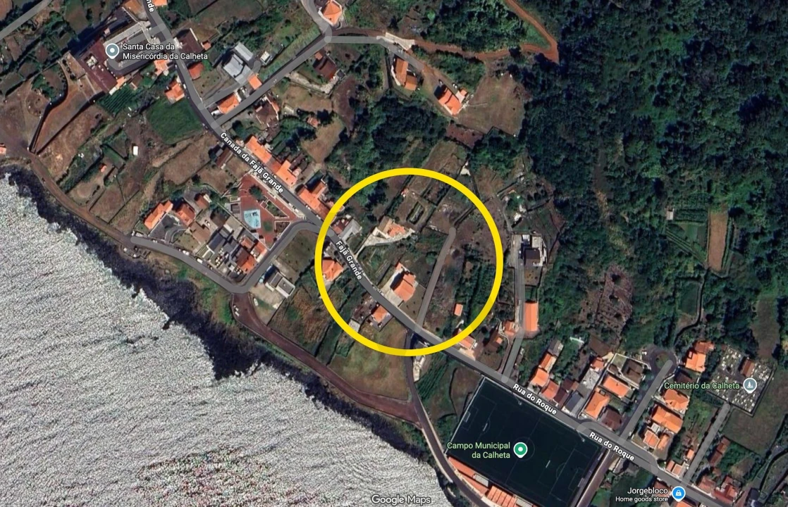 Moradia T3 para Venda em Calheta Foto 35