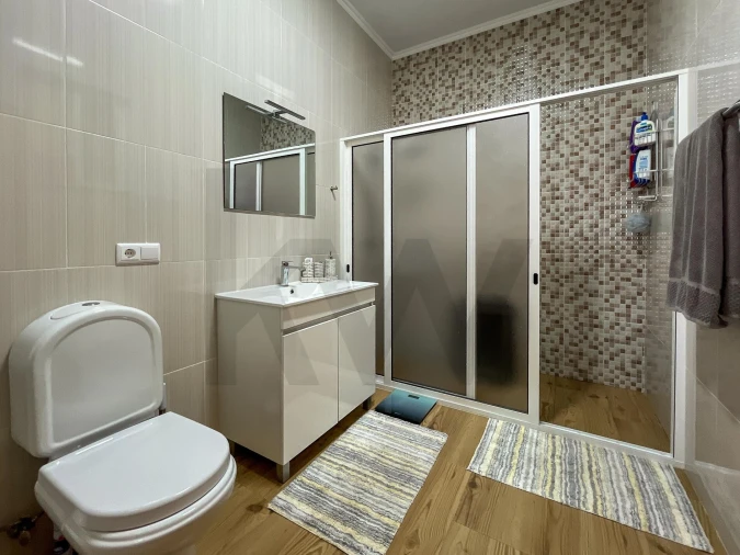 Moradia T3 para Venda em Calheta Foto 9