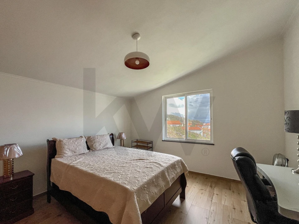 Moradia T3 para Venda em Calheta Foto 11