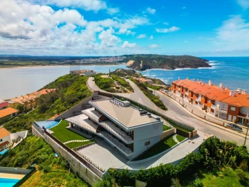 Prédio para Venda em São Martinho do Porto